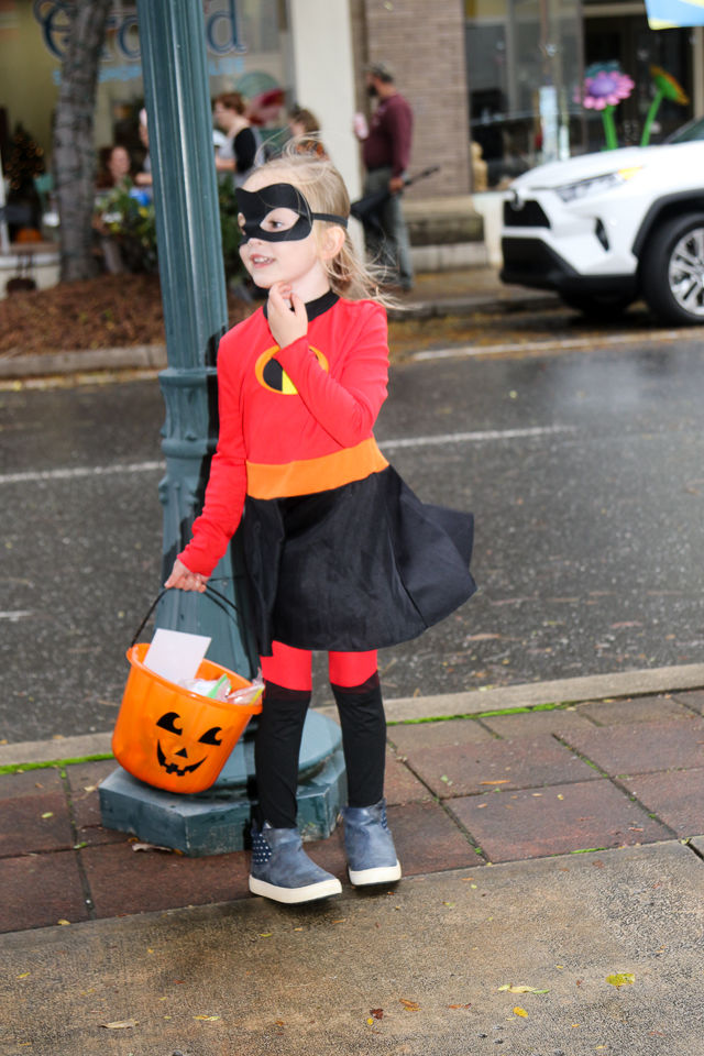 Halloween Trick or Treat Downtown Morganton 2019-9524.JPG